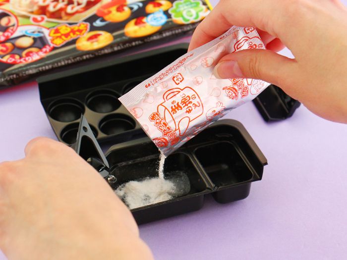 Popin' Cookin' Kuru Kuru Takoyaki DIY Candy Tutorial – Japan Candy Box