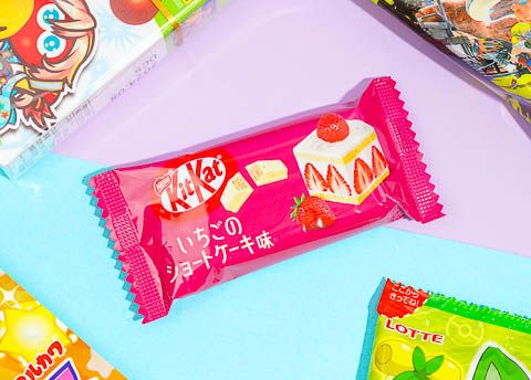 Kit Kat Strawberry Shortcake Mini-Bar